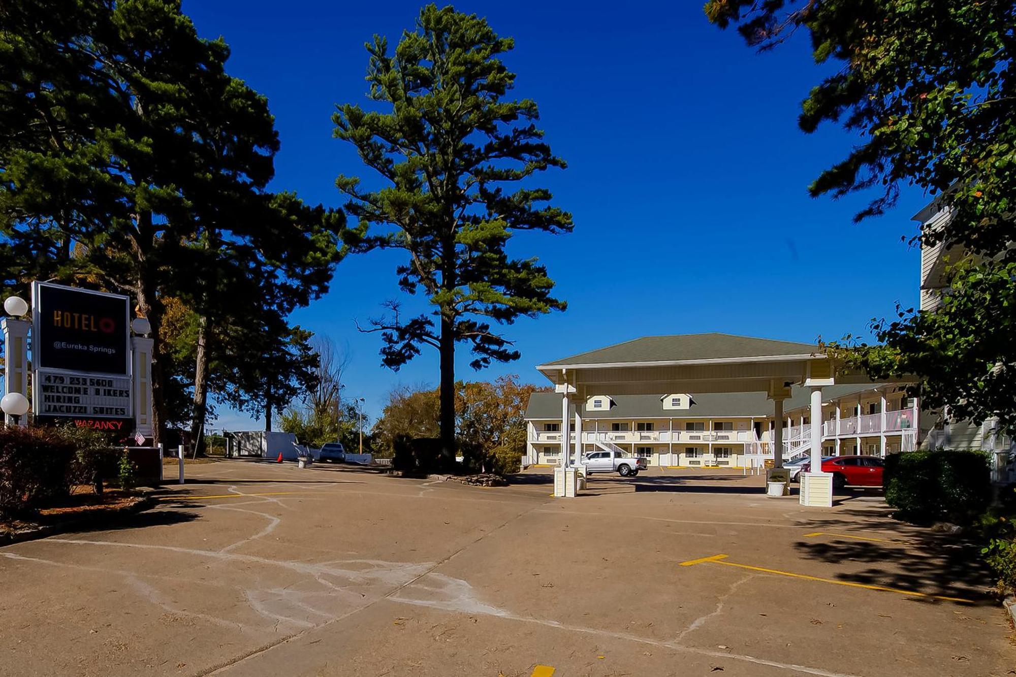 Hotel O Eureka Springs - Christ Of Ozark Area Luaran gambar